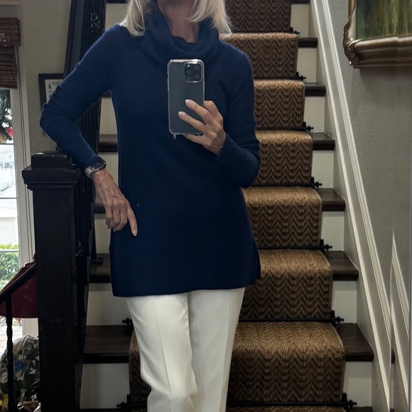 Saks Fifth Avenue Cashmere Sweater, sz XS - Picture 3 of 10